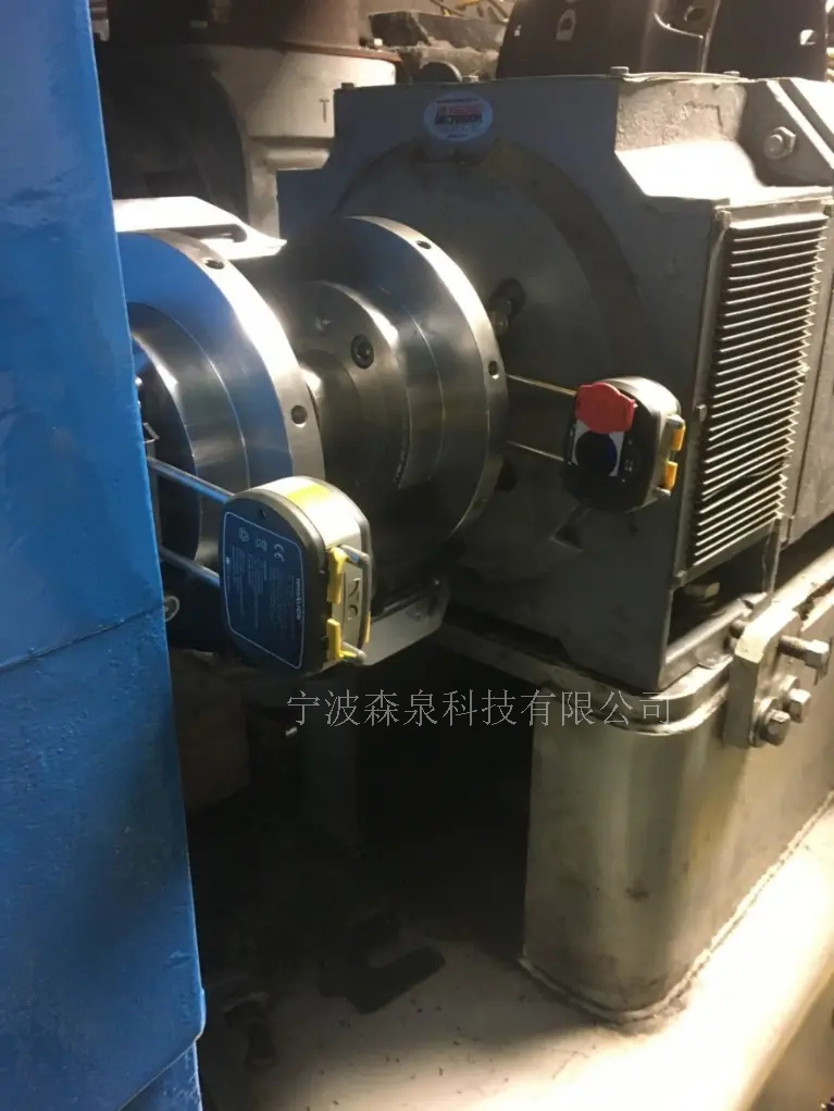 如何在安裝擠出機(jī)螺桿之前對齊薄膜擠出機(jī)